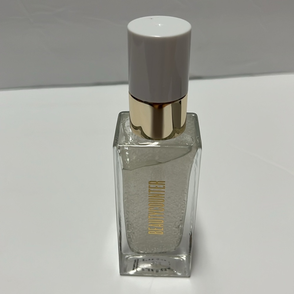 New BeautyCounter Glow First Priming Serum